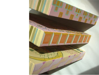 "candy" 2005, Serie 3-teilig, Acryl auf Lw, 60x60x7cm, Seitenansichten